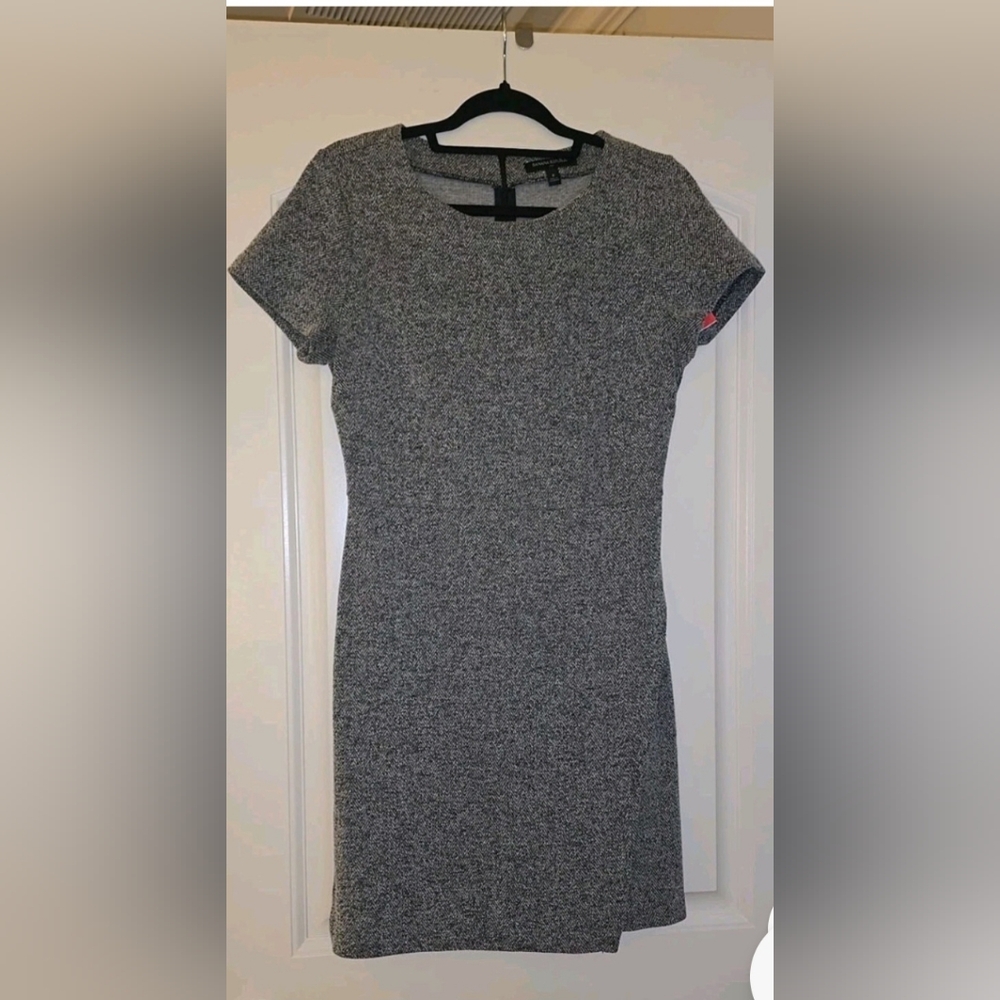 Banana Republic Gray Black Geometric Sheath Dress 8 Short Sleeve Zip